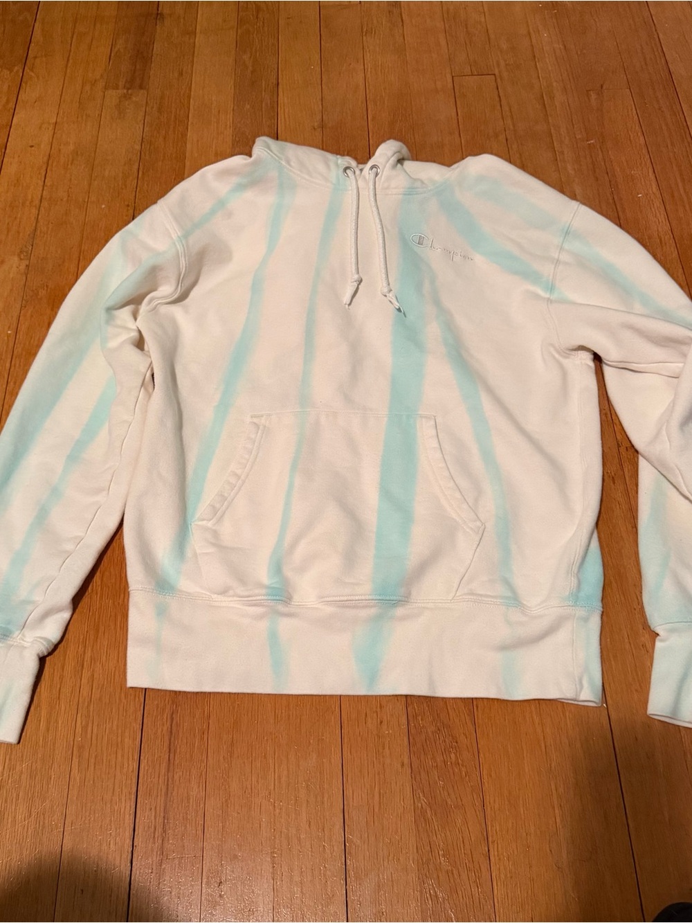 Champion embroidered top